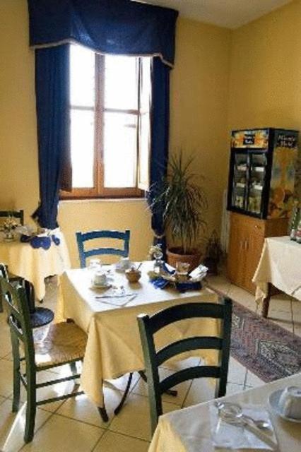 Tavernola - Locanda Di Campagna บัตตีปาลเลีย ภายนอก รูปภาพ