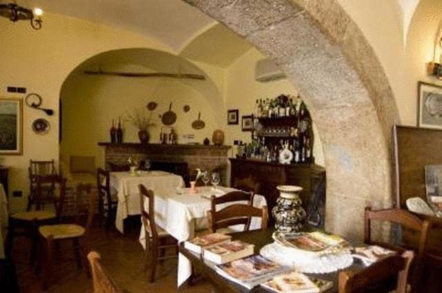 Tavernola - Locanda Di Campagna บัตตีปาลเลีย ภายนอก รูปภาพ