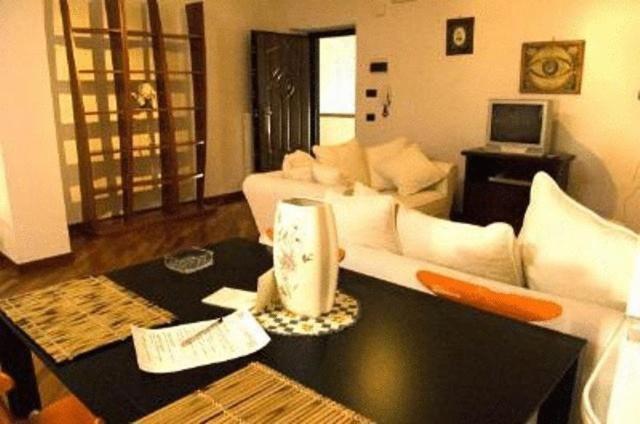 Tavernola - Locanda Di Campagna บัตตีปาลเลีย ภายนอก รูปภาพ